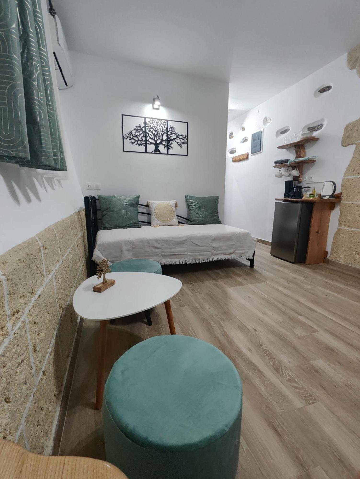 Orange Garden Double Rooms กาลาเนรา ภายนอก รูปภาพ